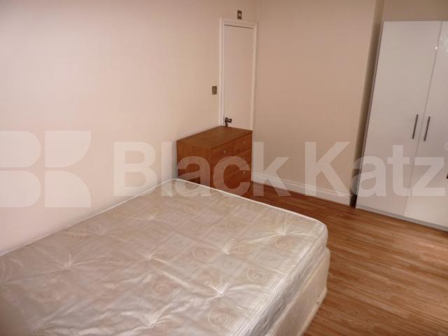 			NEW INSTRUCTION!, 3 Bedroom, 1 bath, 1 reception Flat			 Shirland Road, MAIDA VALE